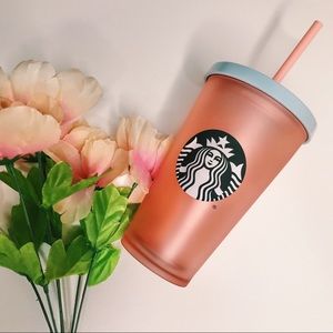 Starbucks cup 🌼
